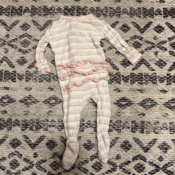 0-3 Kickee Pants Zip Footie - Picture 2 of 3